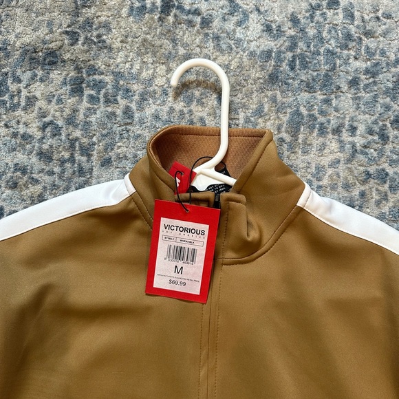 Brand new zip up - Picture 2 of 3